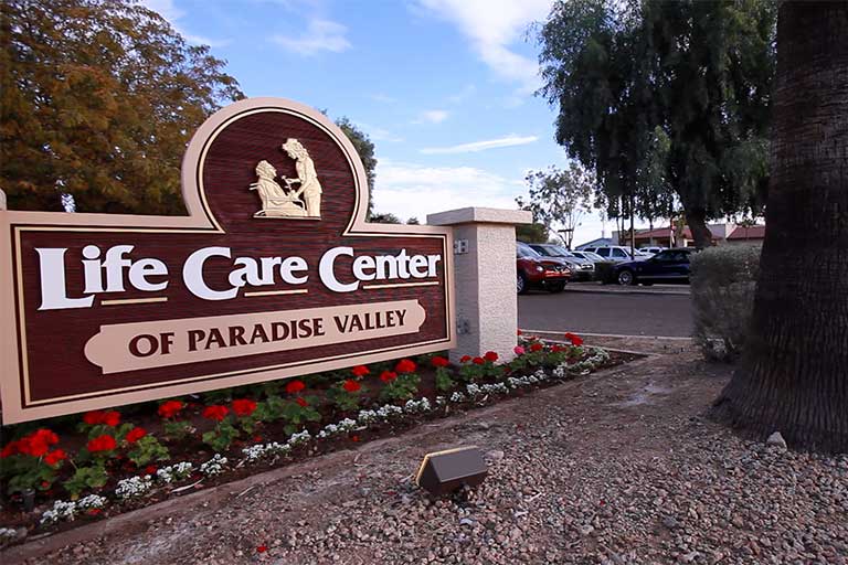 Life Care Center of Paradise Valley Video Tour and Photo Gallery