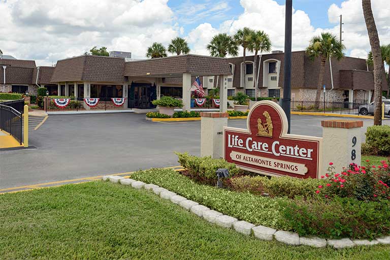 Life Care Center of Altamonte Springs Video Tour and Photo Gallery