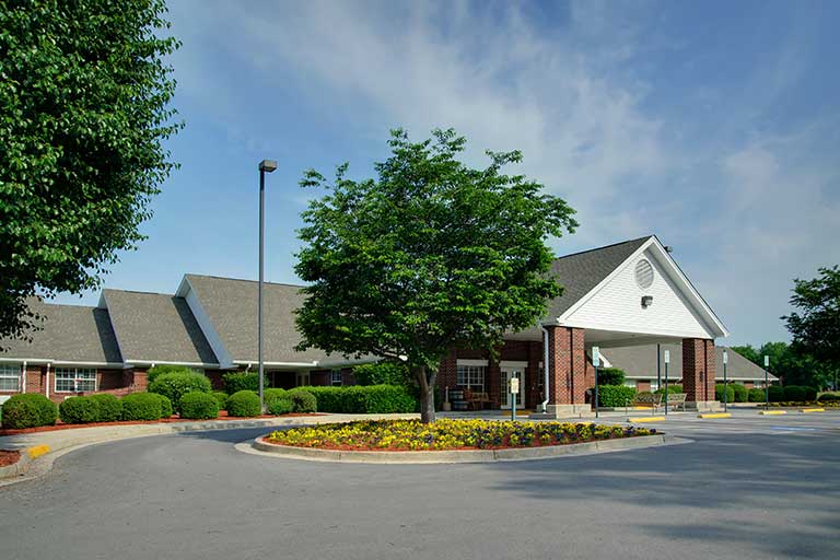 Lynchburg Nursing Center Video Tour and Photo Gallery