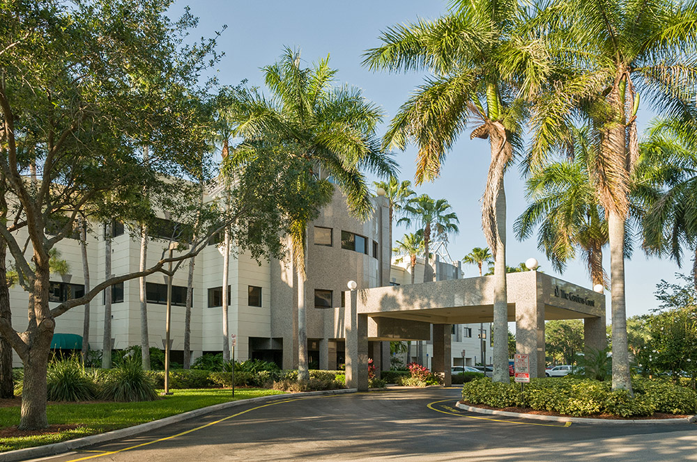 Video Tour Photo Gallery The Gardens Court