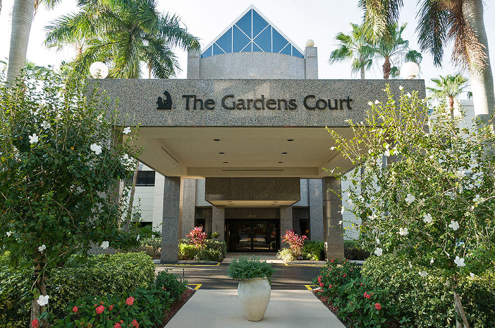 Video Tour Photo Gallery The Gardens Court