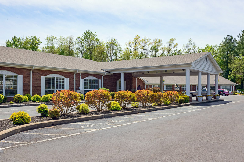 Video Tour & Photo Gallery | Life Care Center of Centerville