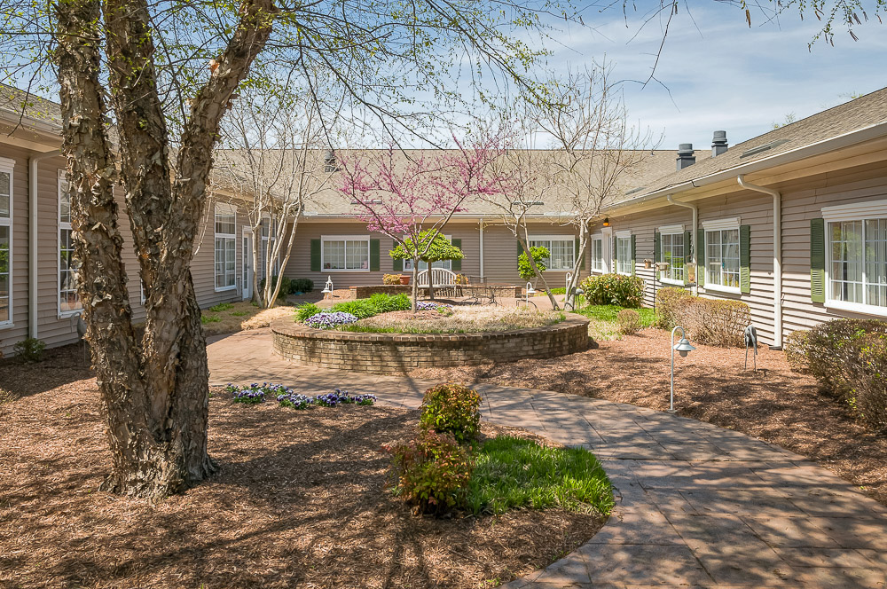 Life Care Center of Columbia photo 12