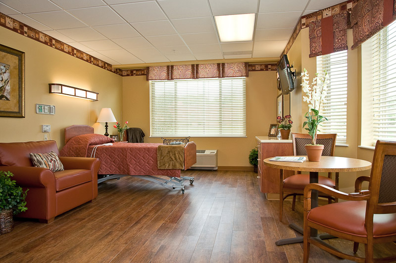 Video Tour & Photo Gallery | Life Care Center of Old Hickory Village